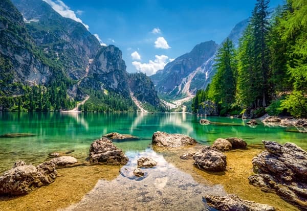 Heavens Lake