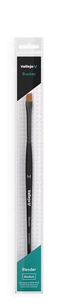 Vallejo - Brush Flat - Angled Synthetic Hair - Medium