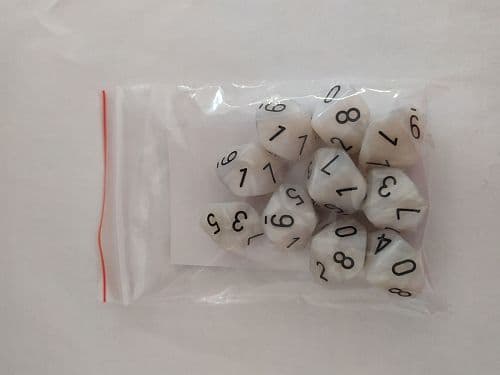 Dice - Terningesæt - 10 terninger - Kaissa Dice: Pearl - Ivory/Black D10 (10 sidet)