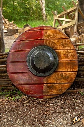 Drang Shield – Epic Armoury – Red/Wood - 50cm – Live Rollespils Skjold